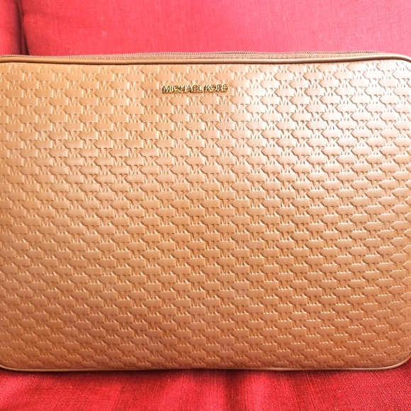 Michael Kors Kali Large Shoulder Tote W/ Laptop Case Vegan Leather Luggage - Picture 10 of 14